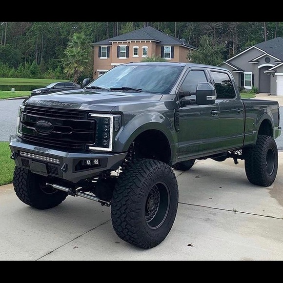 Meet your Posher, Alexandre - Picture 1 of 1